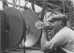 Glasfabriek Leerdam &middot; 1935