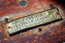 Phoenix Sidewalk Light Co by Kristofs Film Stuff (Flickr)